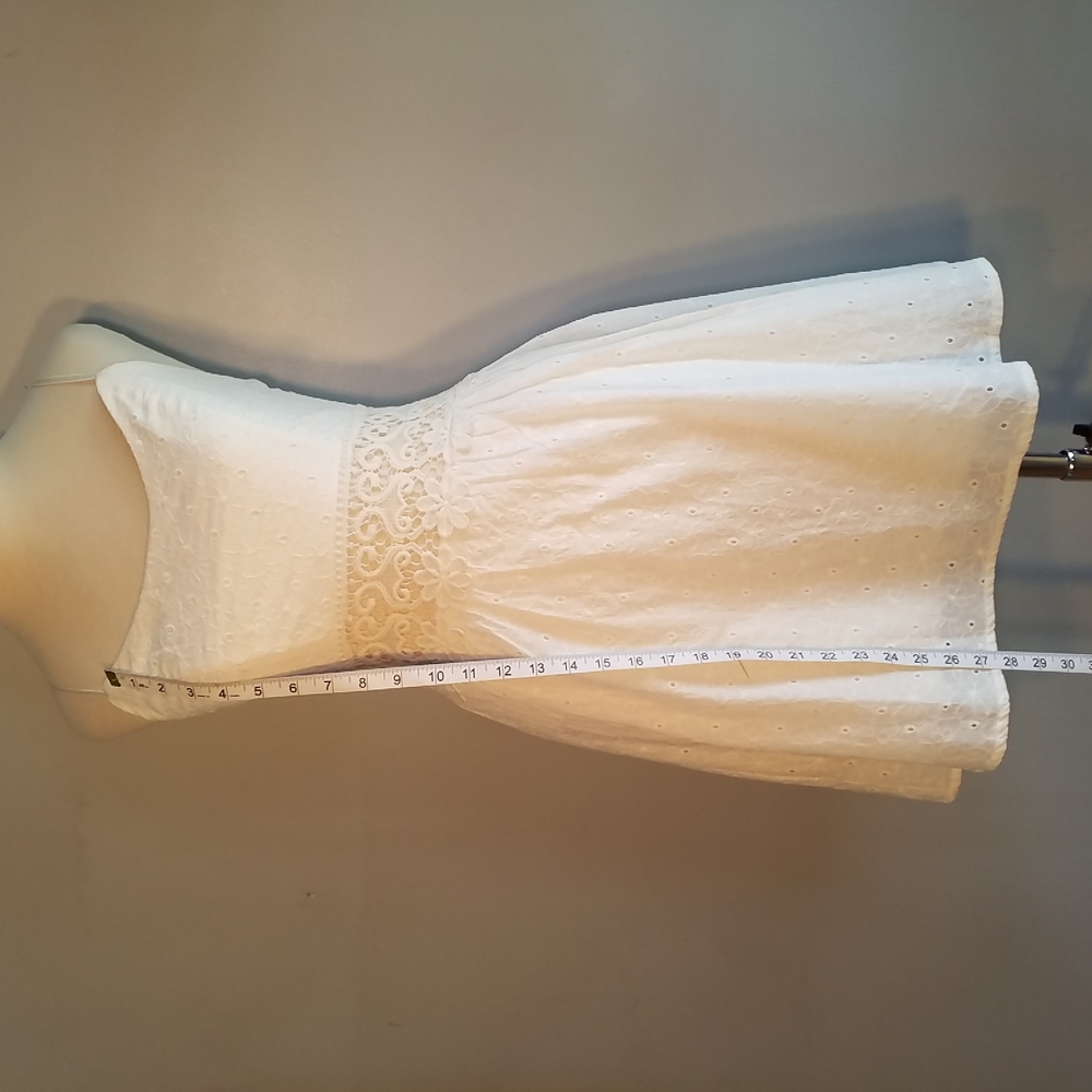 Trixxi DRESS SZ 3 Creamy Milk White Eyelet Lace Peekaboo Waist Spaghetti Straps - Picture 5 of 8